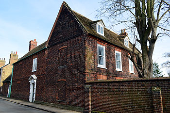 2 Horslow Street February 2013